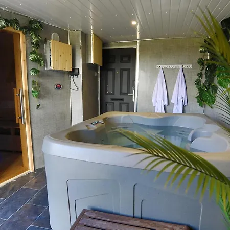 Meadow View Cottage & Mini Spa Skelton  Exterior photo