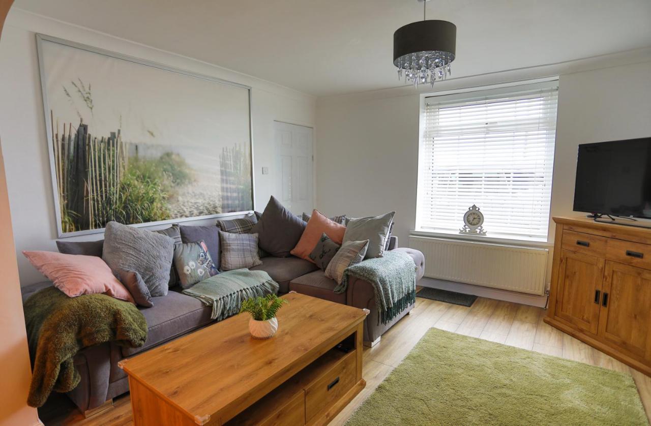 Meadow View & Mini Holiday home